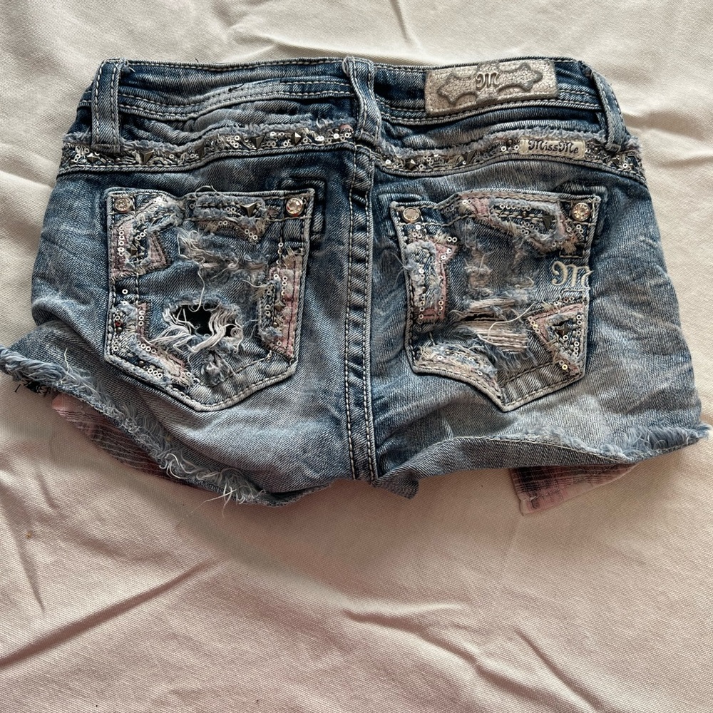 Girls Miss Me denim shorts